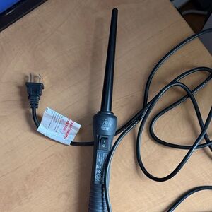 Black Ceramic Curling Wand with Long Barrel